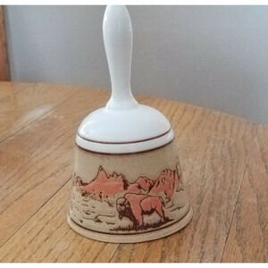 VINTAGE South Dakota. Landmarks Souvenir Ceramic Bell by South Dakota JAPAN